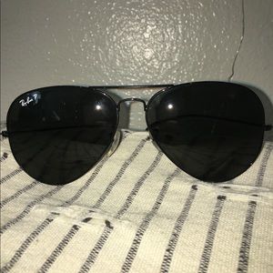 Ray-Bans Black Polarized Aviators